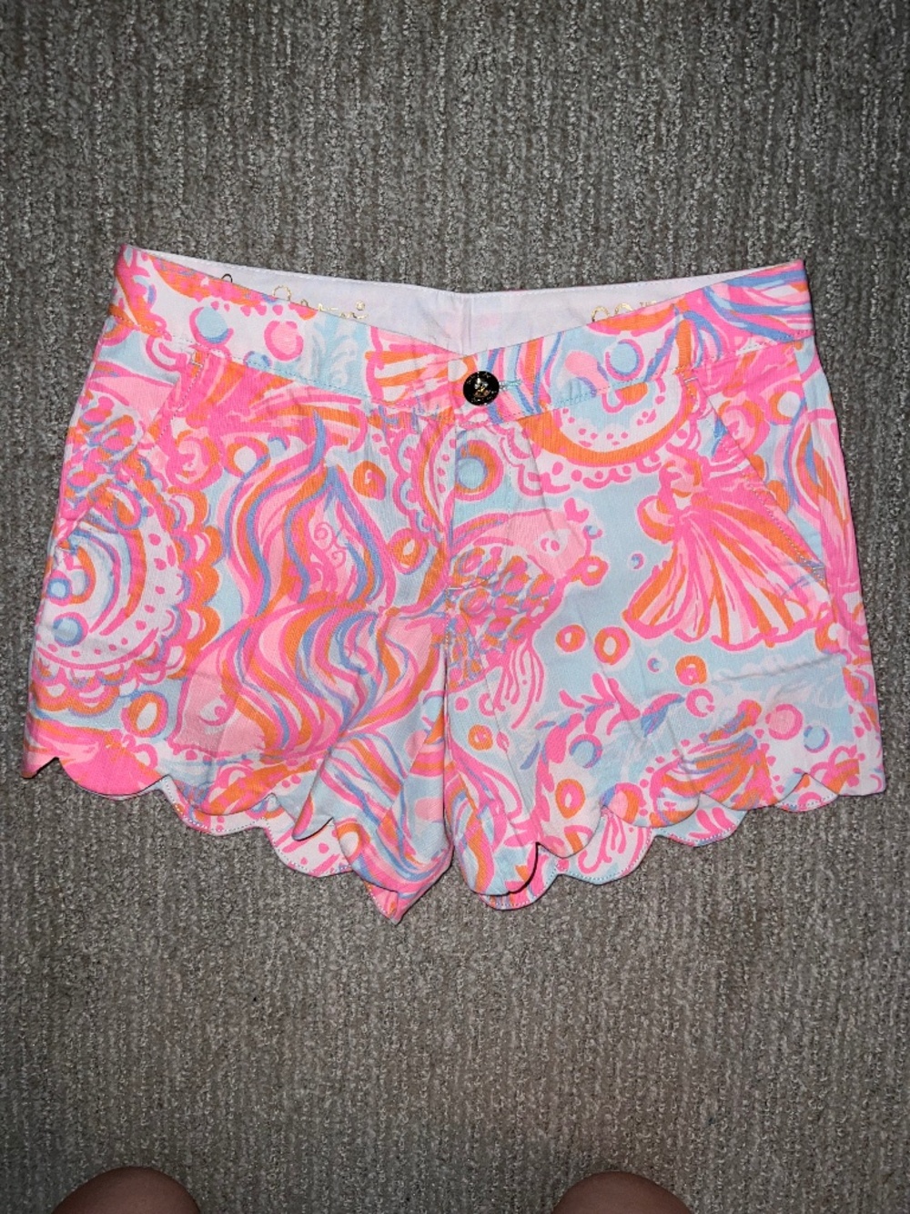 Lilly Pulitzer buttercup short size 00 LIKE NEW
